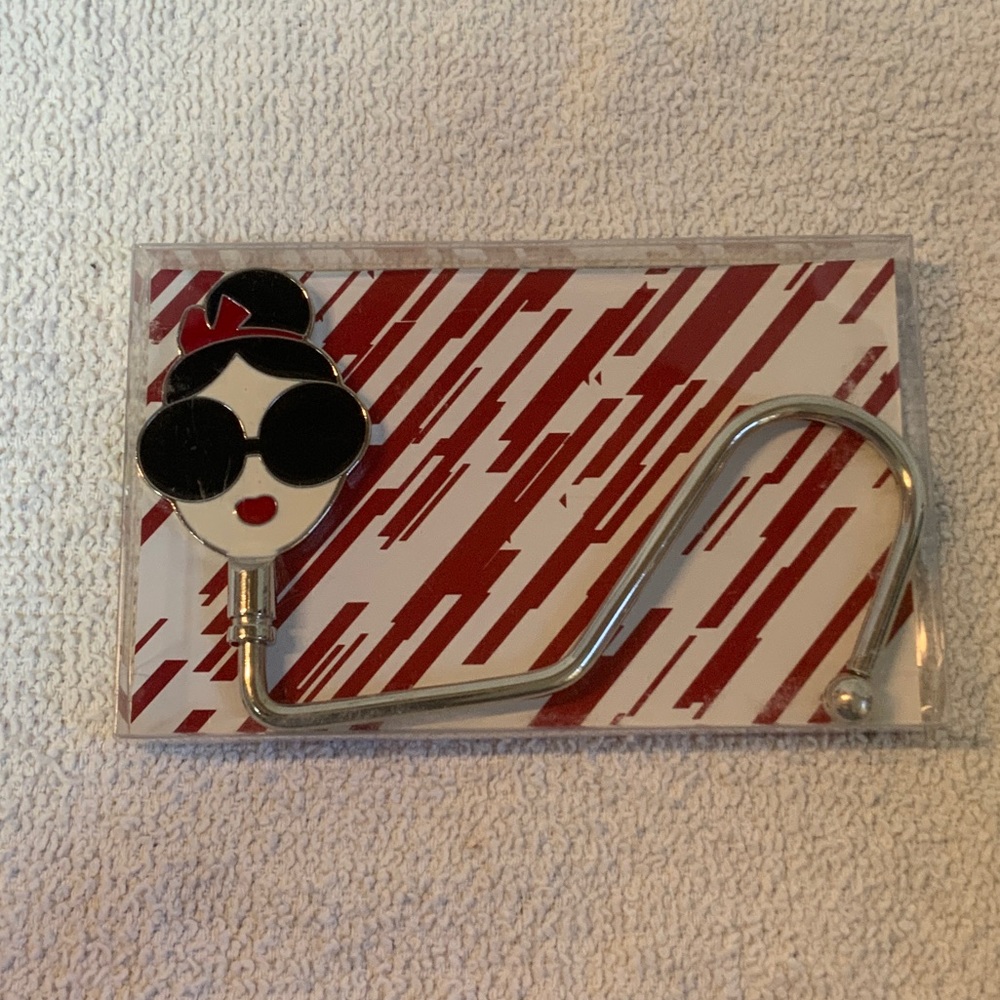 NIB Willow Collective Audrey Black and Red Purse Hanger hook